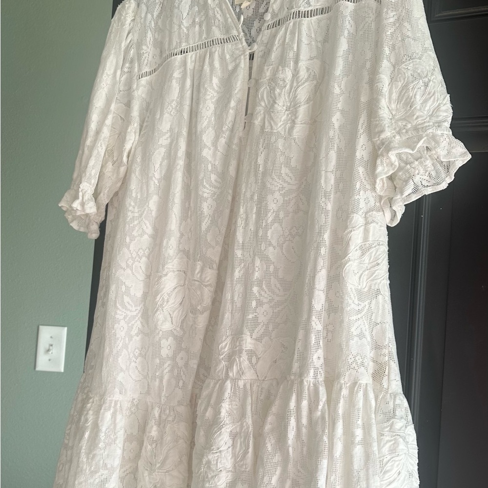 Elegant White Lace Dress-Like New-XL